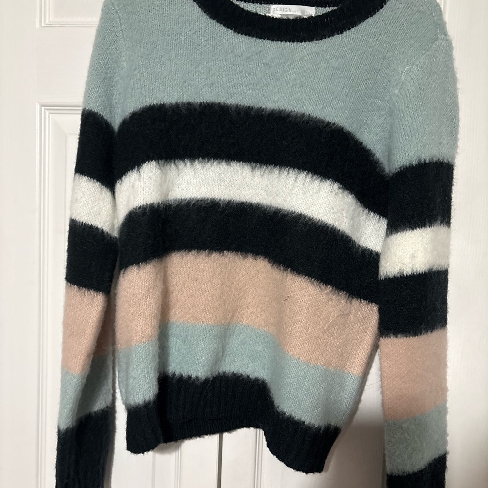 Women's Striped fuzzy Sweater